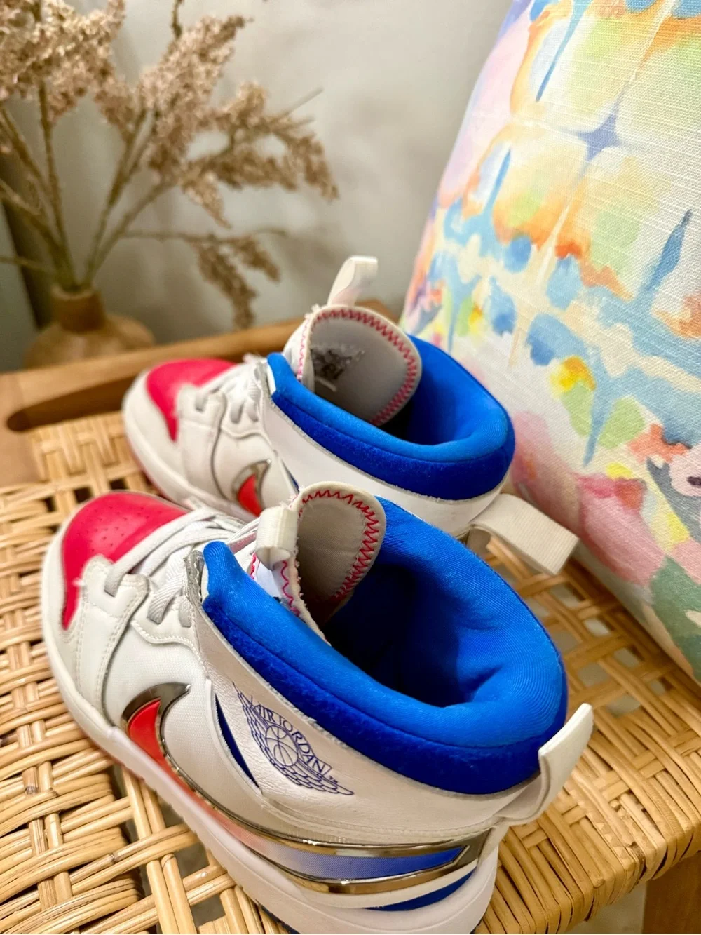 Nike Kids High-Top Sneakers in White, Red & Blue